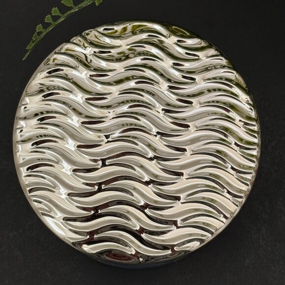 BBW Surf Shop Bath & Body Works 3 Wick Candle - Picture 8 of 10